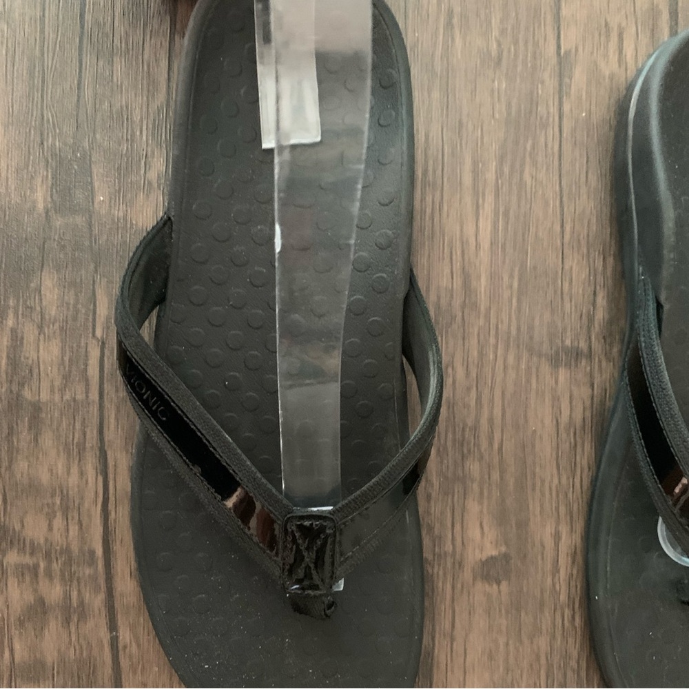 Vionic Women's Sandals size 11 - Picture 6 of 8